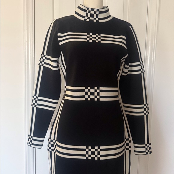 “FASHION NOVA LUXE” Claudia Knit Checkerboard BodyCon Dress - Picture 7 of 16